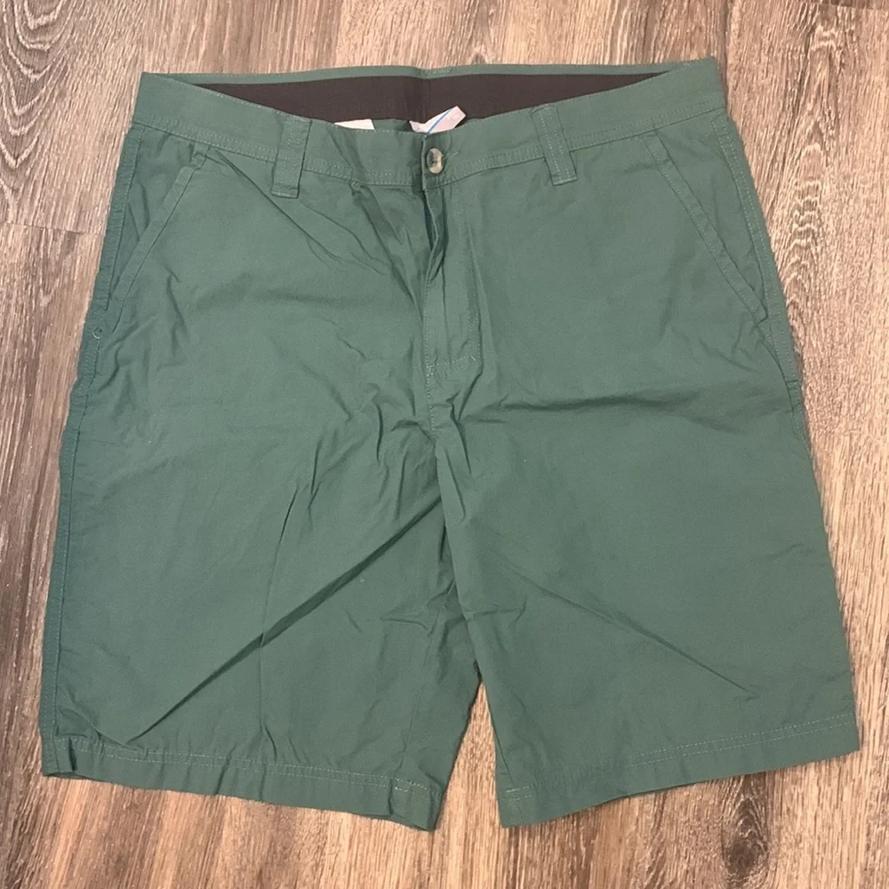 Columbia Men's Shorts - Gray, Green, Blue, Yellow, Navy, Rust